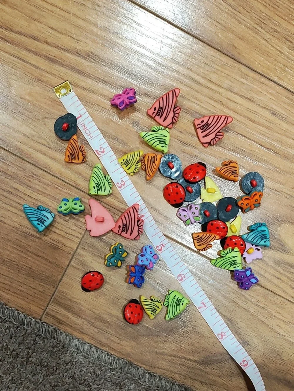 Source Unknown Multicolor Kids Buttons - Butterflies, Ladybugs & Fish